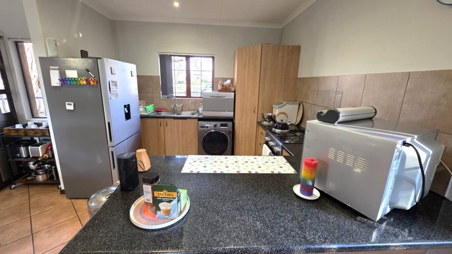 2 Bedroom Property for Sale in The Coves North West